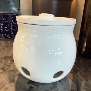 Sur La Table Porcelain Garlic Keeper White New